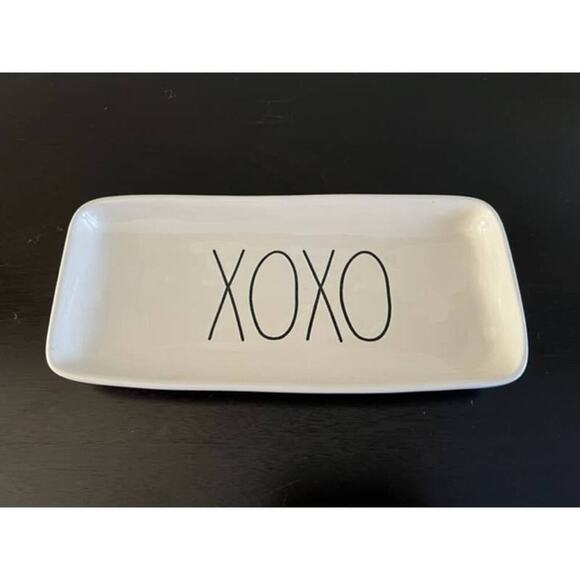 Rae Dunn 2016 XOXO Valentine Platter- M Stamped - Picture 1 of 6